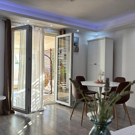 Luxury Apartman Nr شيبينيك المظهر الخارجي الصورة