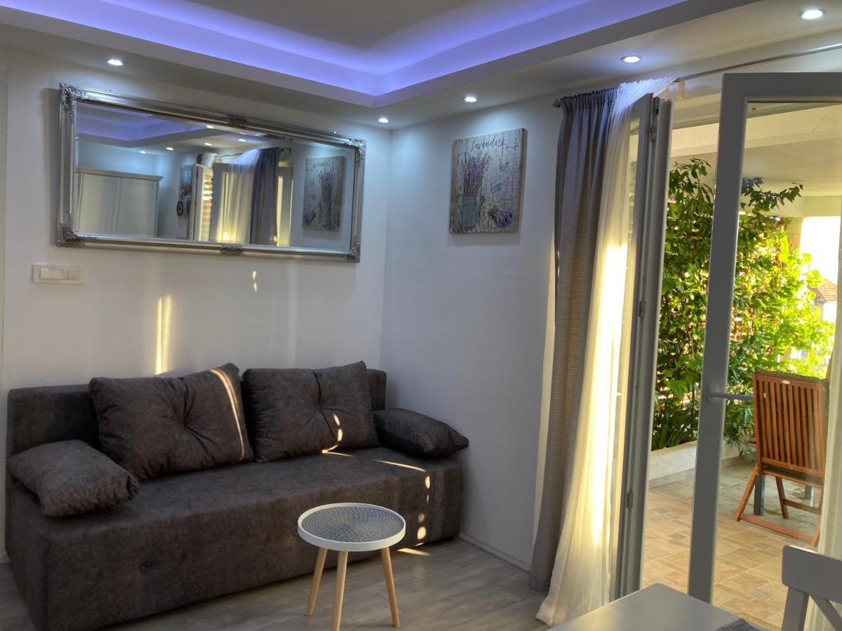 Luxury Apartman Nr شيبينيك المظهر الخارجي الصورة