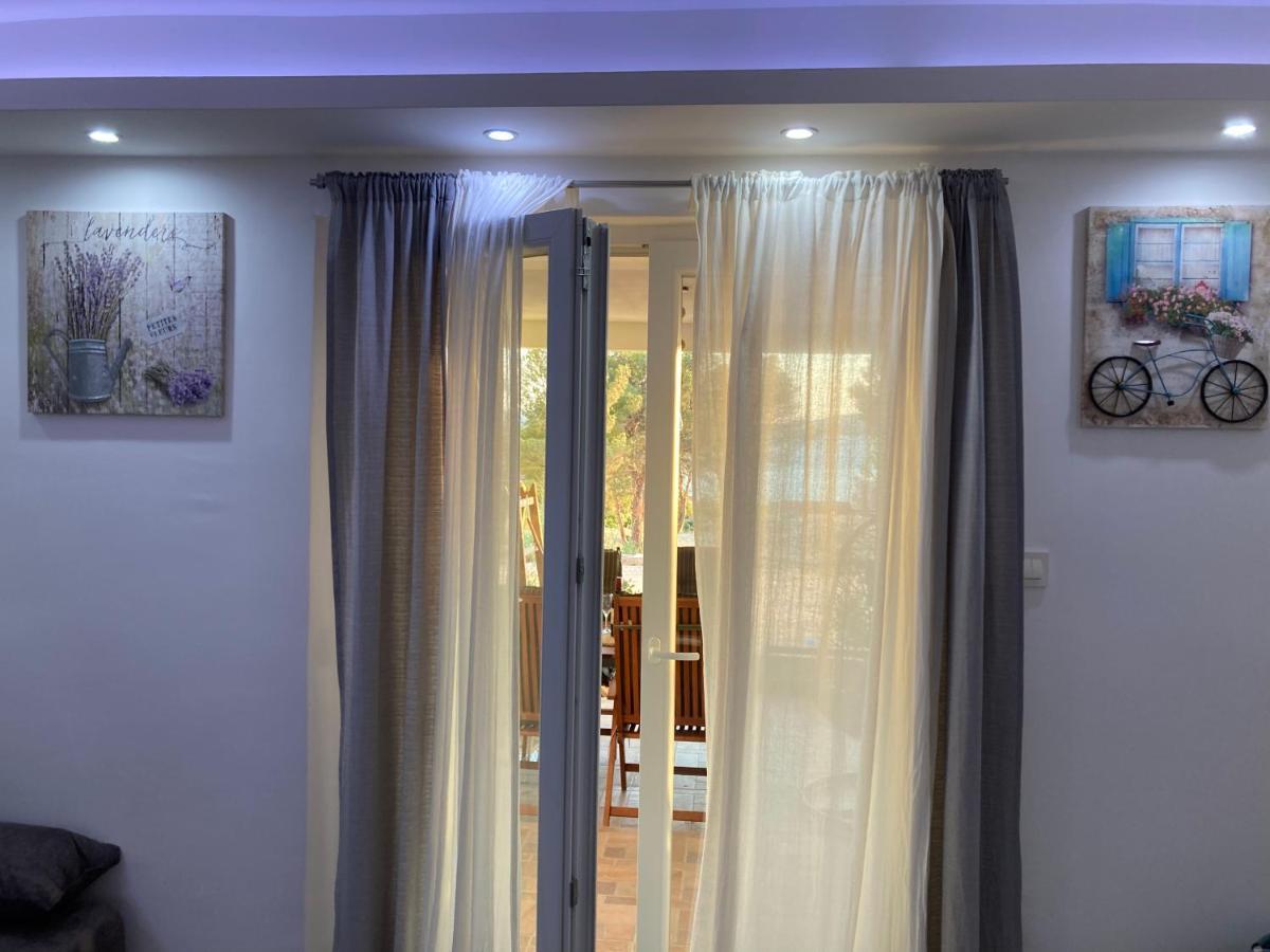 Luxury Apartman Nr شيبينيك المظهر الخارجي الصورة