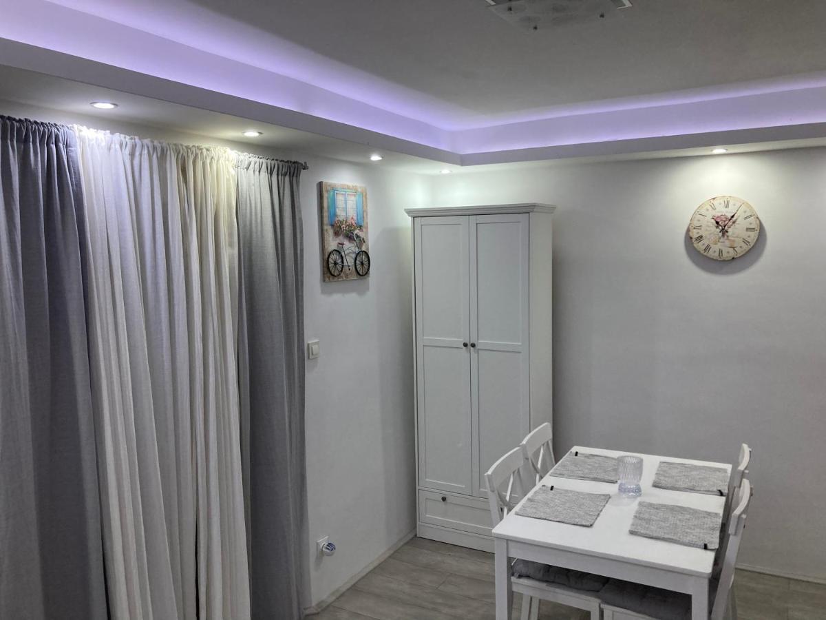 Luxury Apartman Nr شيبينيك المظهر الخارجي الصورة