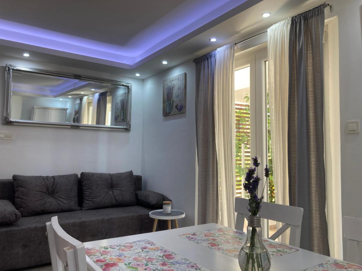 Luxury Apartman Nr شيبينيك المظهر الخارجي الصورة