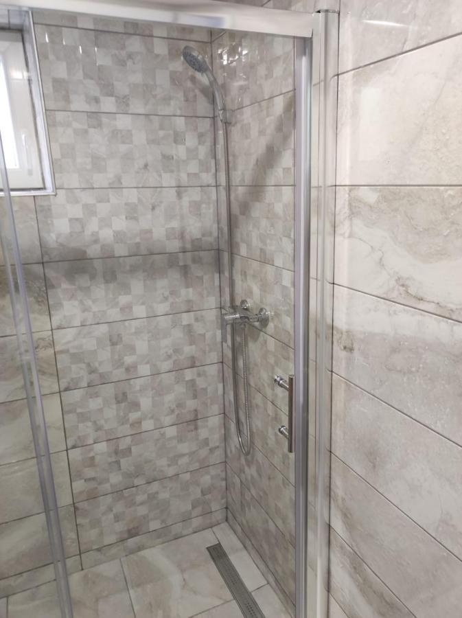 Luxury Apartman Nr شيبينيك المظهر الخارجي الصورة
