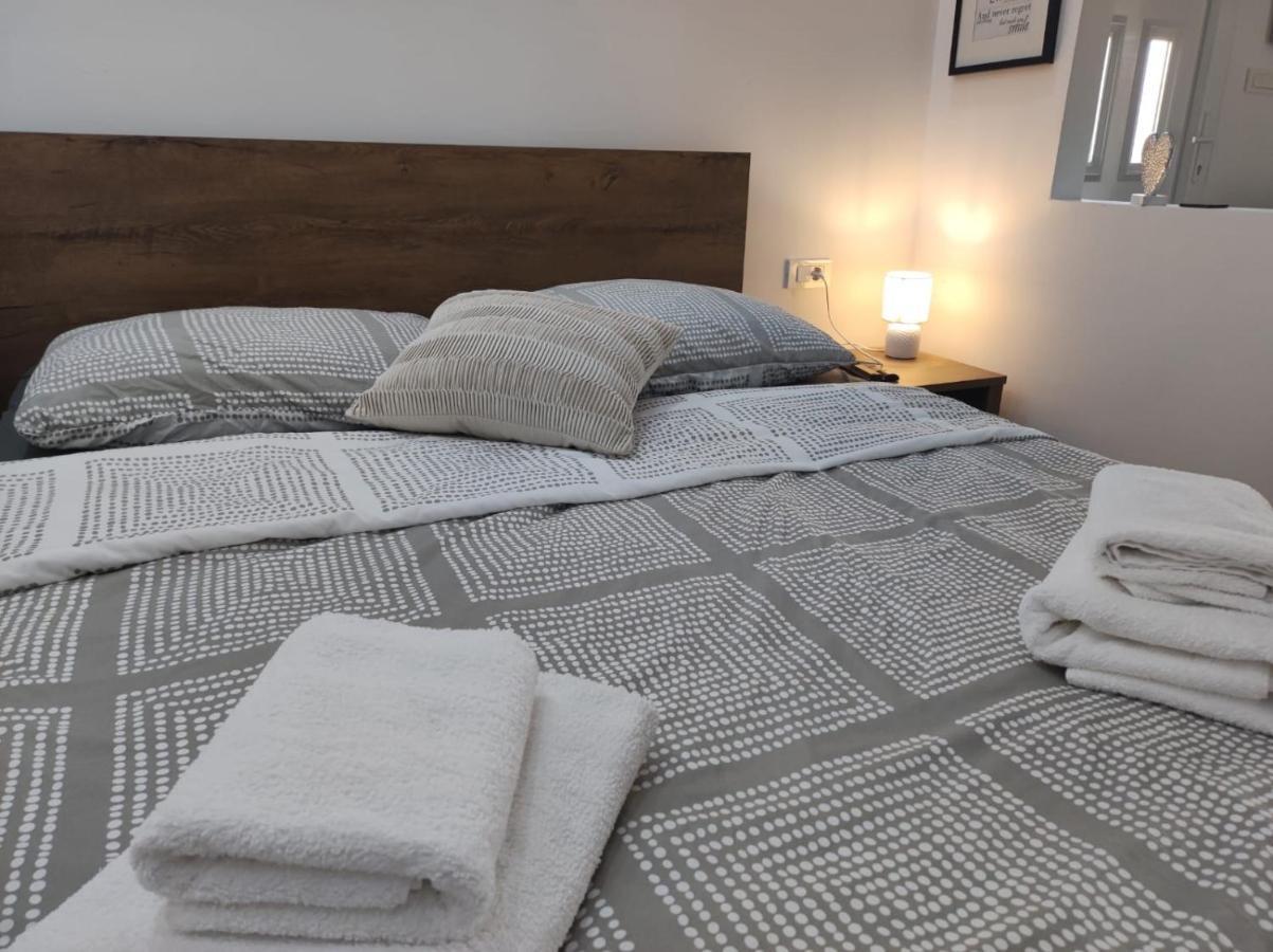 Luxury Apartman Nr شيبينيك المظهر الخارجي الصورة