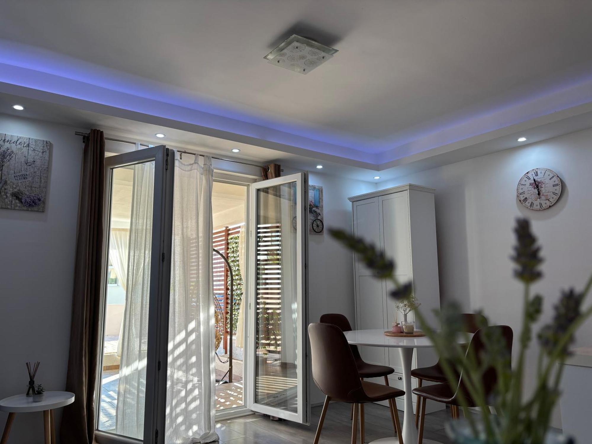 Luxury Apartman Nr شيبينيك المظهر الخارجي الصورة
